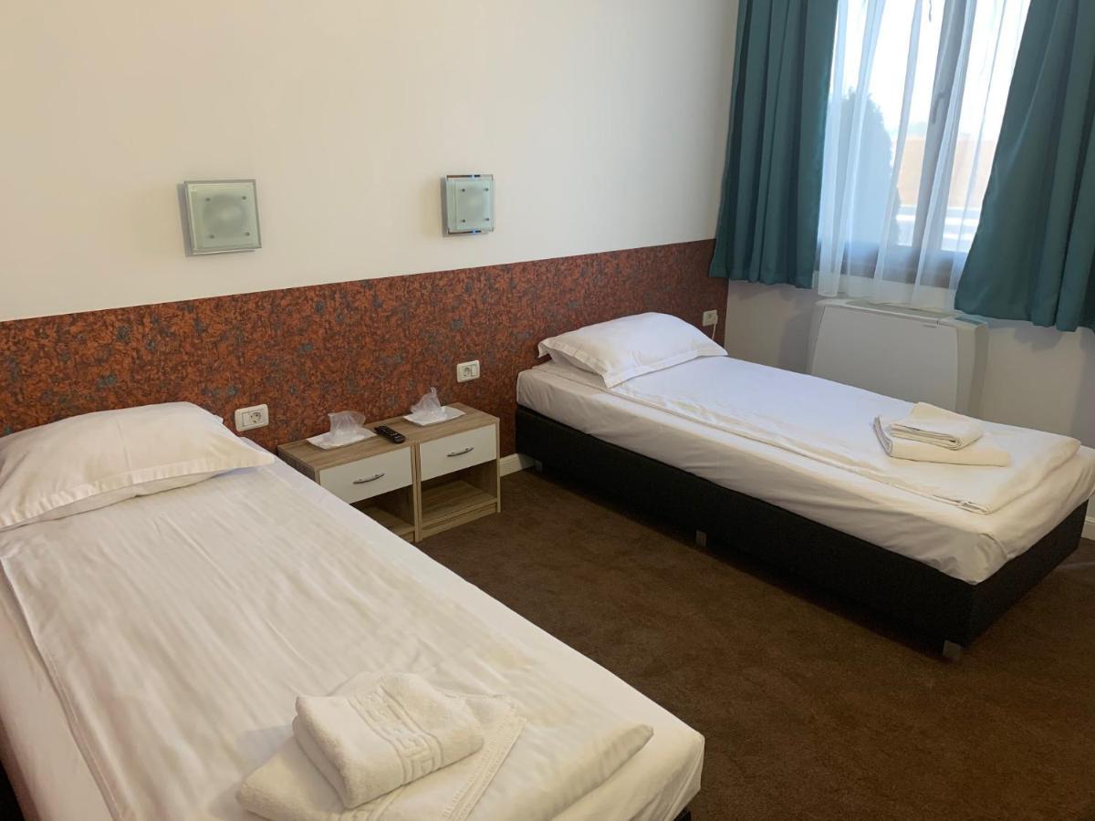Motel Ruta 33 Arad Luaran gambar